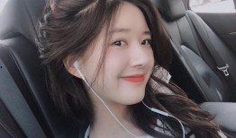 赵露思说未来能拍戏就拍 娱乐八卦视频哪里看,拍戏为主，娱乐八卦视频观看指南